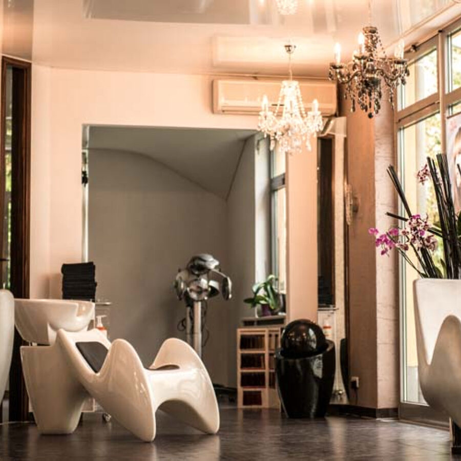 Salon area with chandeliers